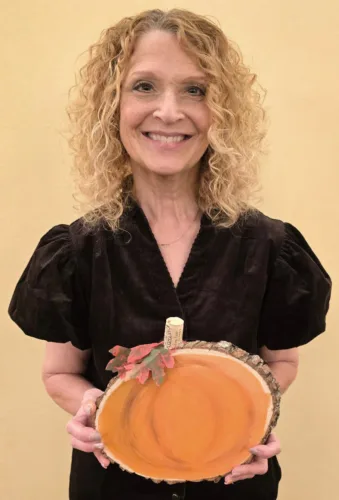 Columbiana County DKG hosts art instructor
